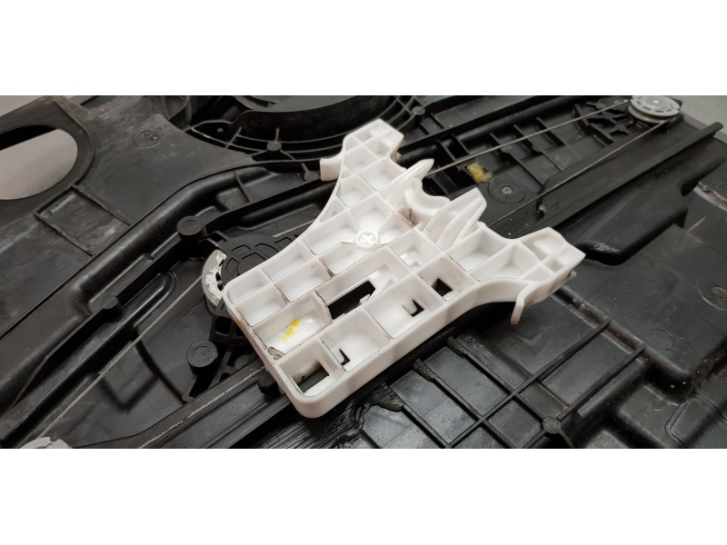 Recambio de elevalunas trasero izquierdo para kia ceed sportswagon tech referencia OEM IAM 83471J7000 83470J7000 83450J7000