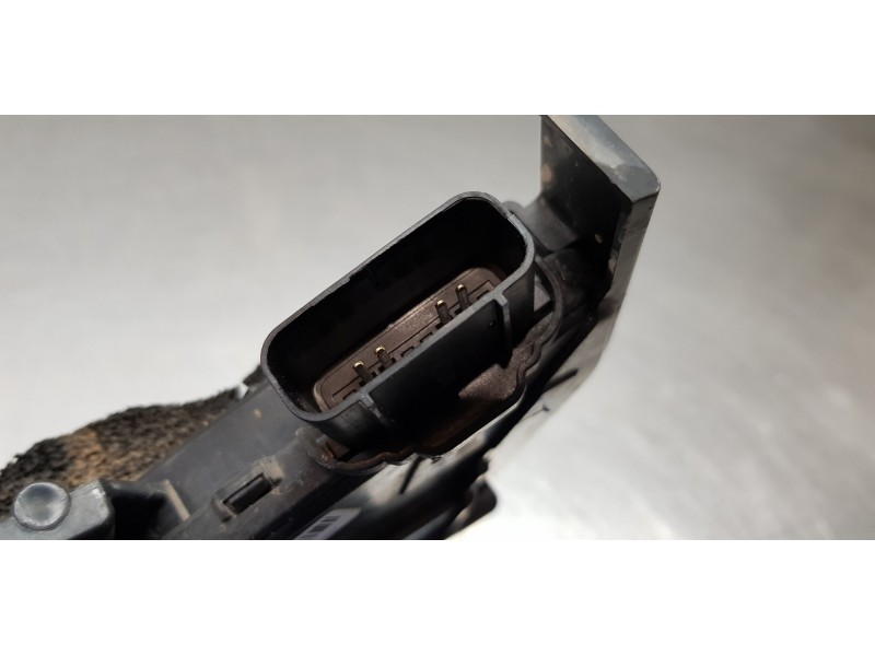 Recambio de cerradura puerta trasera izquierda para kia rio (yb) business referencia OEM IAM 81410H8010  