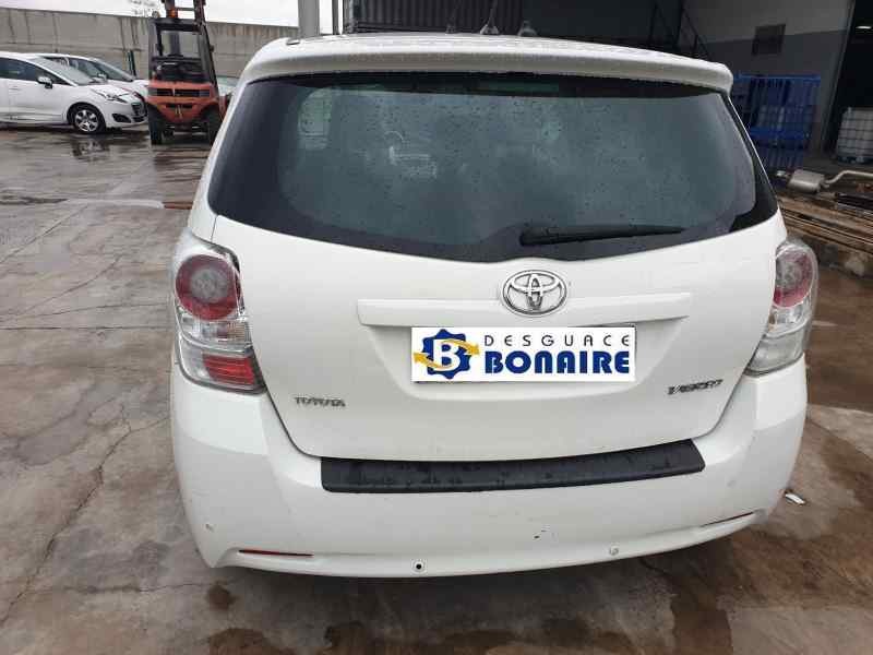 toyota verso del año 2011