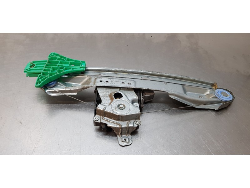 Recambio de elevalunas trasero izquierdo para opel astra j lim. cosmo referencia OEM IAM 13350761   Recambio de elevalunas trasero izquierdo para opel astra j lim. cosmo referencia OEM IAM 13350761