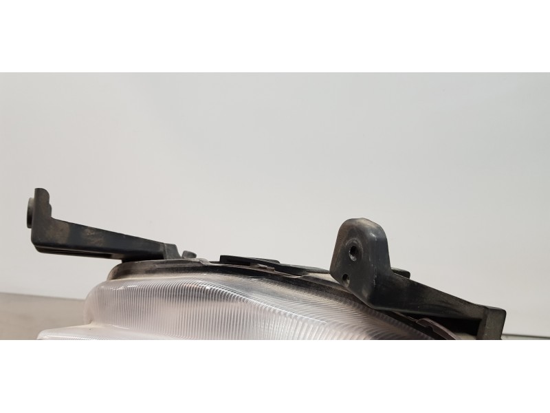 Recambio de faro antiniebla izquierdo para kia ceed sportswagon tech referencia OEM IAM 92201J7000  