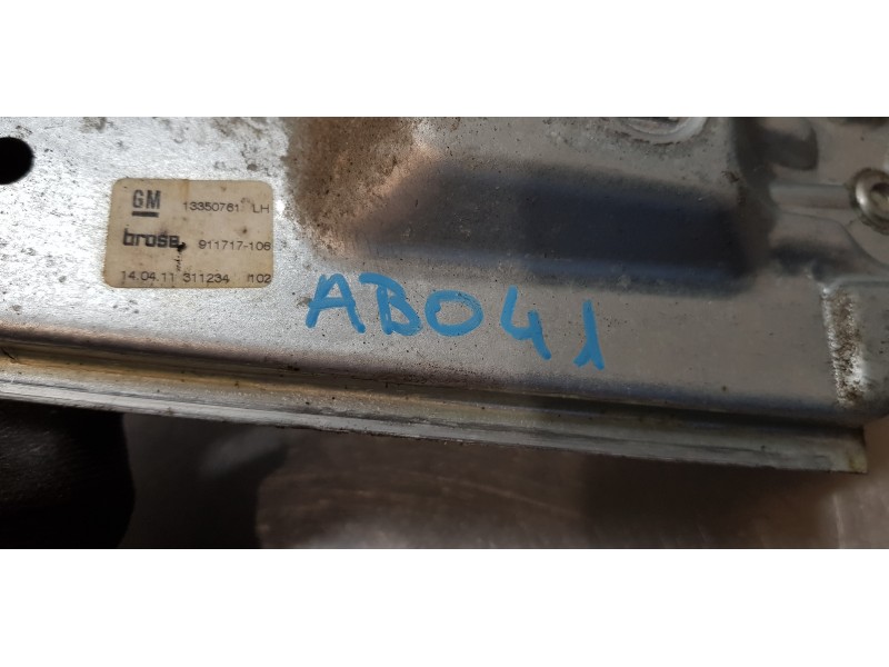 Recambio de elevalunas trasero izquierdo para opel astra j lim. cosmo referencia OEM IAM 13350761   Recambio de elevalunas trasero izquierdo para opel astra j lim. cosmo referencia OEM IAM 13350761