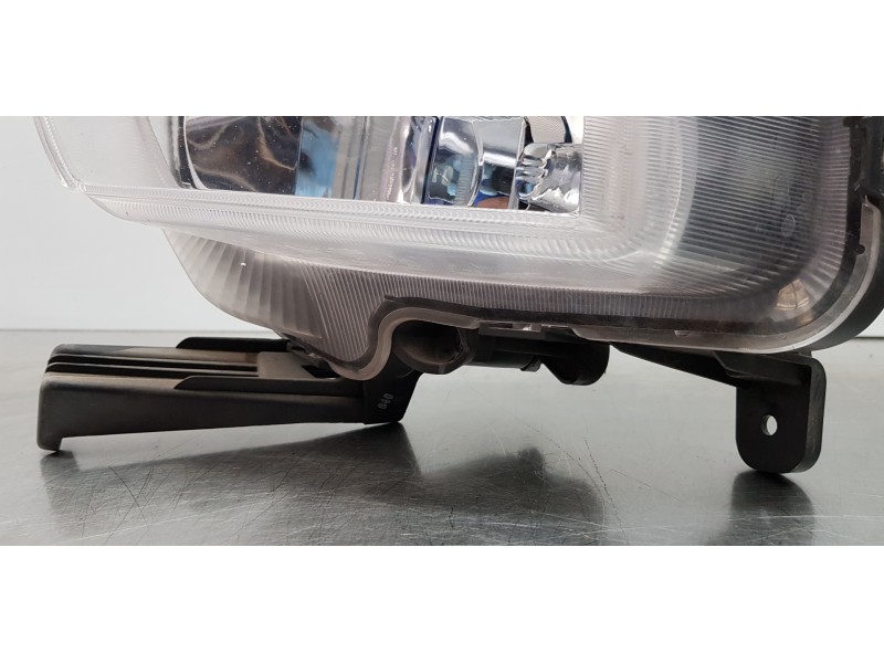 Recambio de faro antiniebla izquierdo para kia ceed sportswagon tech referencia OEM IAM 92201J7000  