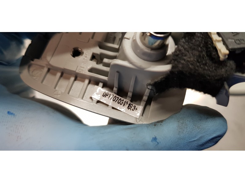 Recambio de parasol izquierdo para jeep compass ii longitude 4x4 referencia OEM IAM 5SY78PS4AB P68145040AA 