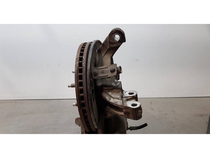 Recambio de mangueta delantera derecha para chevrolet captiva 2.2 vcdi lt 2wd referencia OEM IAM 25944109   Recambio de mangueta delantera derecha para chevrolet captiva 2.2 vcdi lt 2wd referencia OEM IAM 25944109