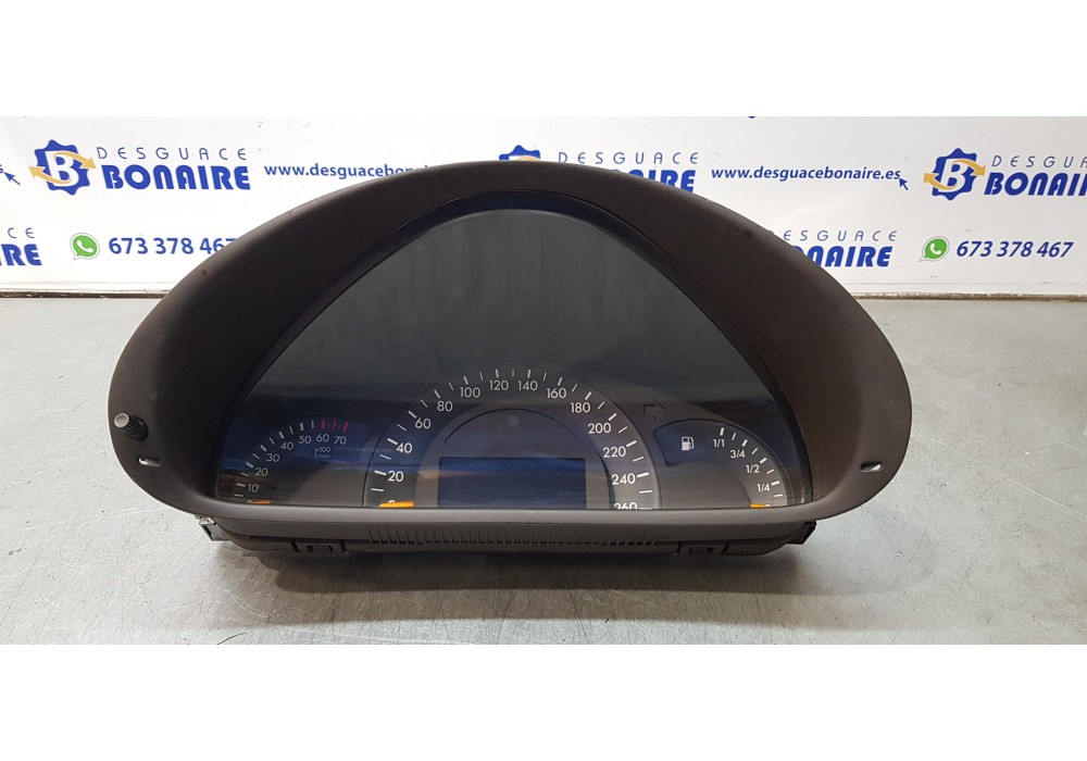 Recambio de cuadro instrumentos para mercedes clase c (w203) berlina 200 compressor (203.045) referencia OEM IAM A2035400711  