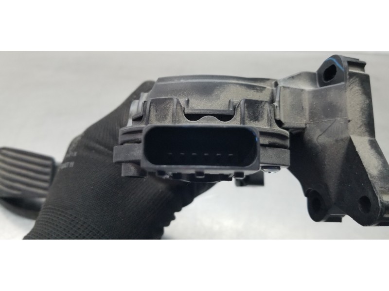 Recambio de pedal acelerador para jeep compass ii longitude 4x4 referencia OEM IAM 51942423  