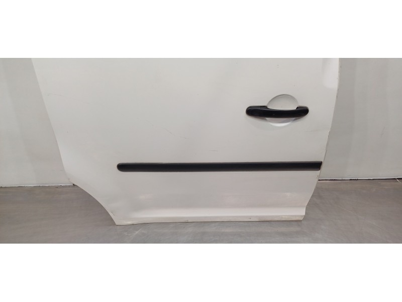 Recambio de puerta lateral corredera derecha para volkswagen caddy ka/kb (2c) kombi bluemotion referencia OEM IAM 2K5843108B  