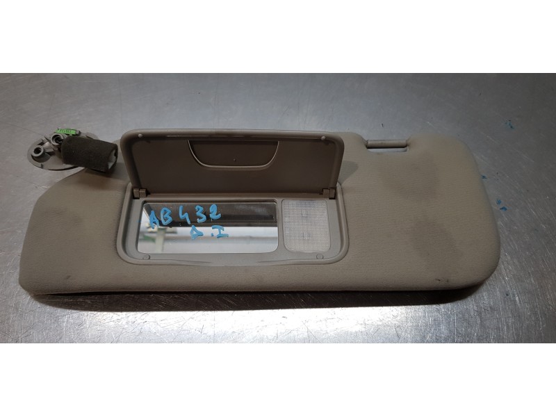 Recambio de parasol izquierdo para chevrolet captiva 2.2 vcdi lt 2wd referencia OEM IAM    Recambio de parasol izquierdo para chevrolet captiva 2.2 vcdi lt 2wd referencia OEM IAM