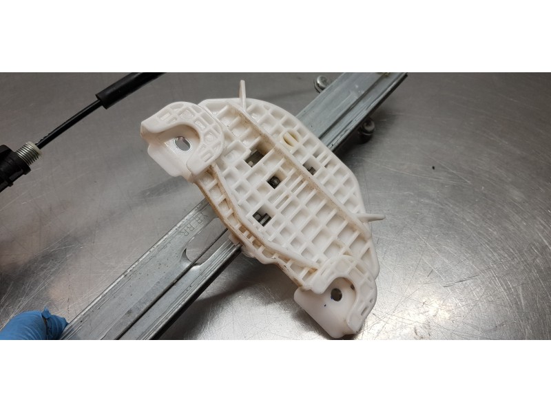 Recambio de elevalunas trasero derecho para kia rio (yb) business referencia OEM IAM 83402H8000  