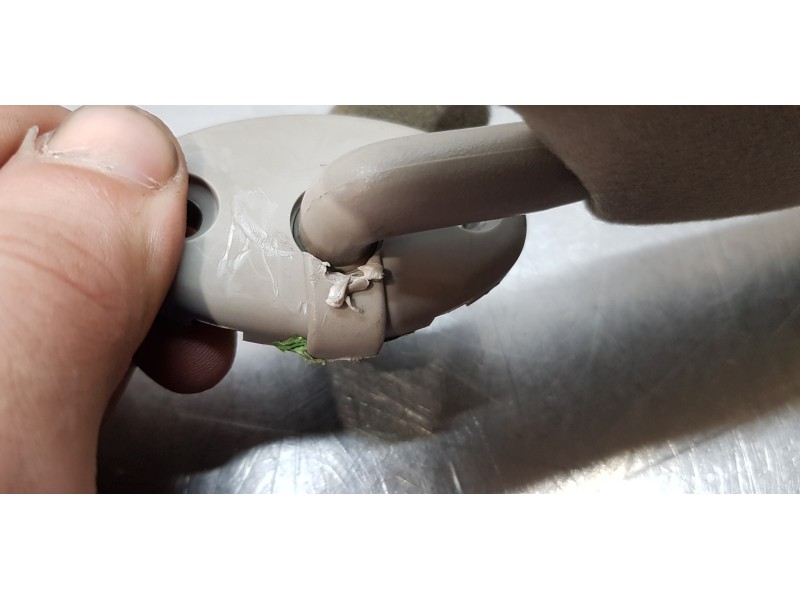 Recambio de parasol izquierdo para chevrolet captiva 2.2 vcdi lt 2wd referencia OEM IAM    Recambio de parasol izquierdo para chevrolet captiva 2.2 vcdi lt 2wd referencia OEM IAM