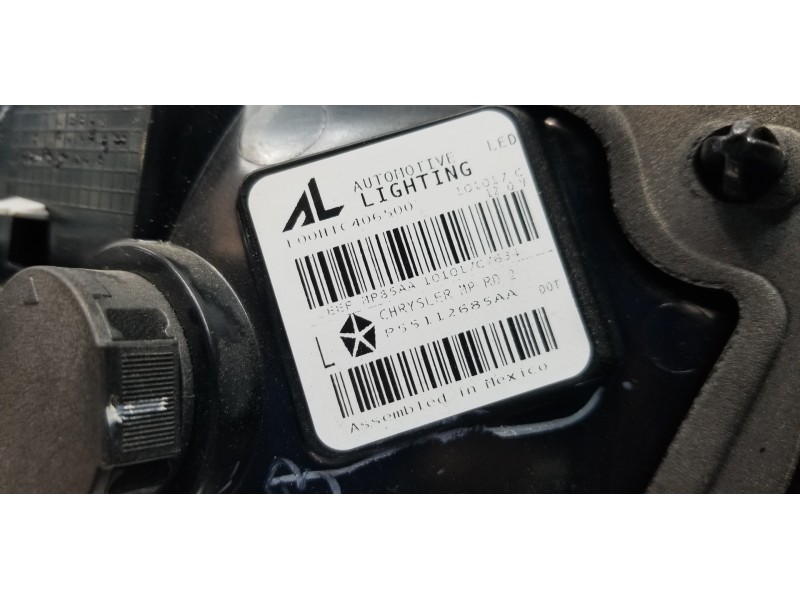 Recambio de piloto trasero izquierdo interior para jeep compass ii longitude 4x4 referencia OEM IAM 55112685AA P55112685AA 