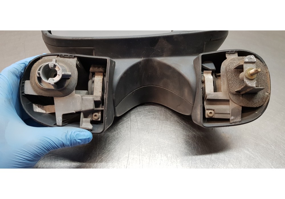 Recambio de retrovisor derecho para opel vivaro furgón 2.7t corto referencia OEM IAM 91160047  