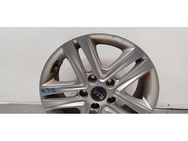 Recambio de llanta para kia ceed sportswagon tech referencia OEM IAM 52910J7200  