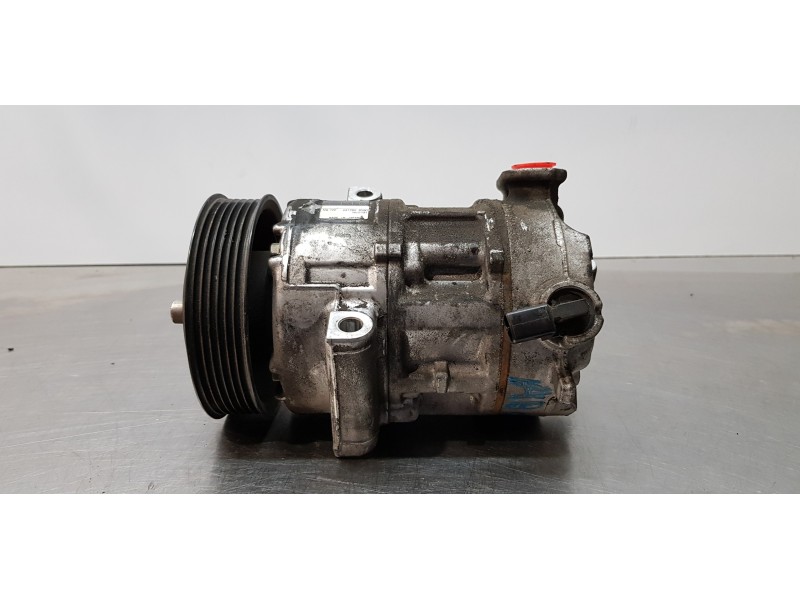 Recambio de compresor aire acondicionado para opel corsa e edition ecoflex referencia OEM IAM 13447214  