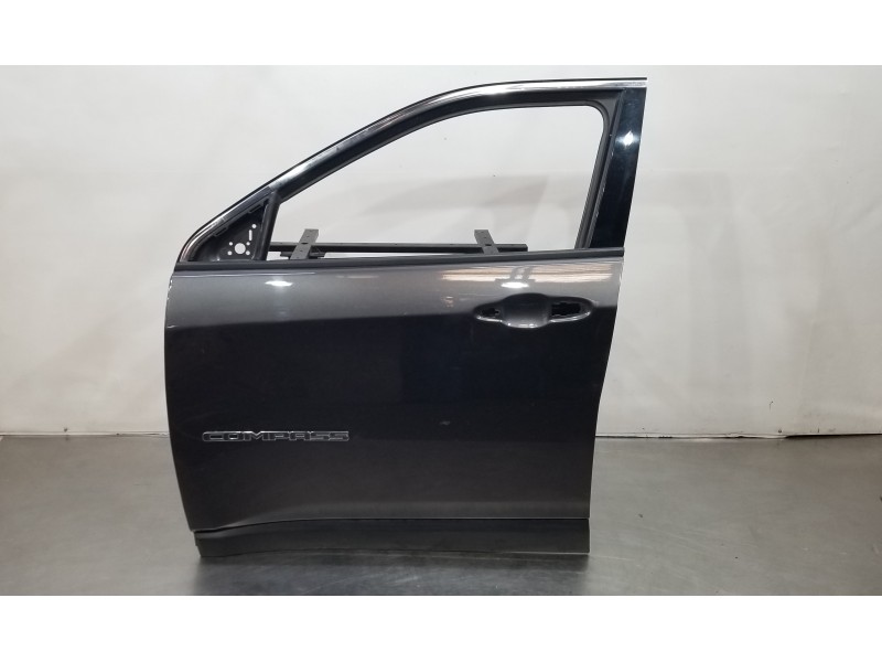 Recambio de puerta delantera izquierda para jeep compass ii longitude 4x4 referencia OEM IAM 68242543AA  