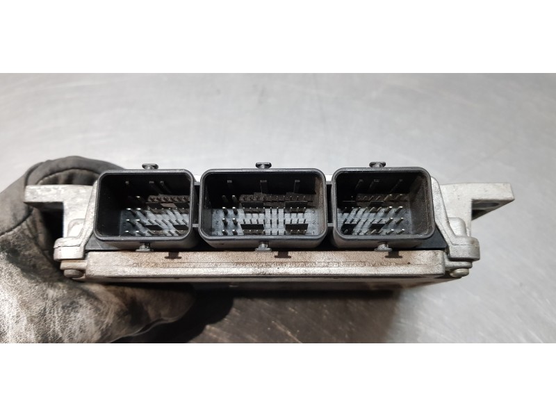 Recambio de centralita motor uce para peugeot 206 berlina gti referencia OEM IAM 9655959180  