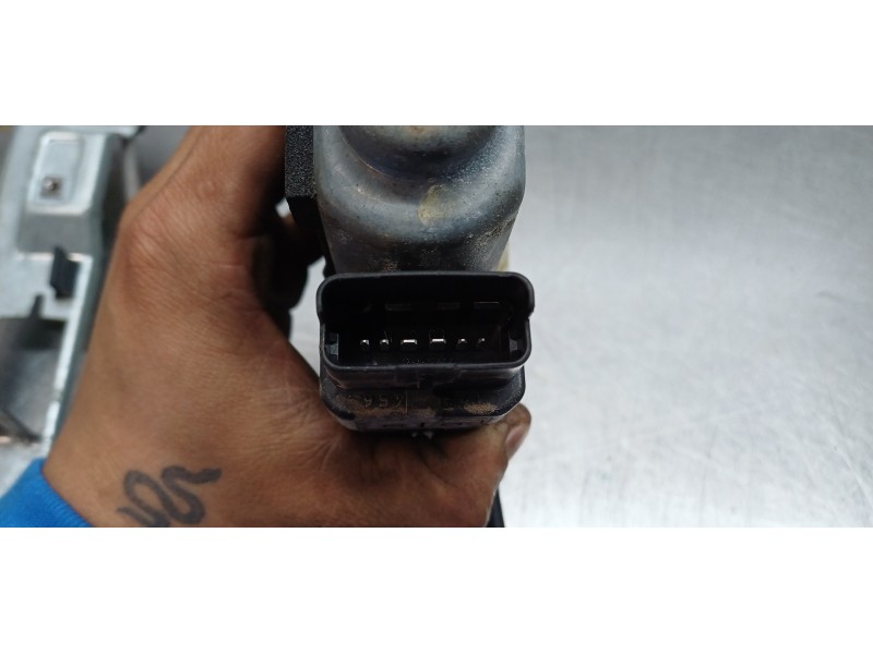 Recambio de elevalunas delantero derecho para renault megane ii berlina 3p confort authentique referencia OEM IAM 8201010927  