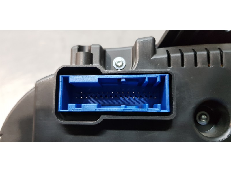 Recambio de cuadro instrumentos para opel corsa e edition ecoflex referencia OEM IAM 39056367   Recambio de cuadro instrumentos para opel corsa e edition ecoflex referencia OEM IAM 39056367