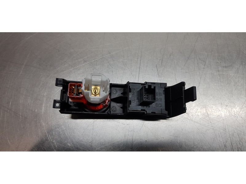 Recambio de interruptor para audi a3 cabriolet (8p) attraction referencia OEM IAM 8J7959727   Recambio de interruptor para audi a3 cabriolet (8p) attraction referencia OEM IAM 8J7959727