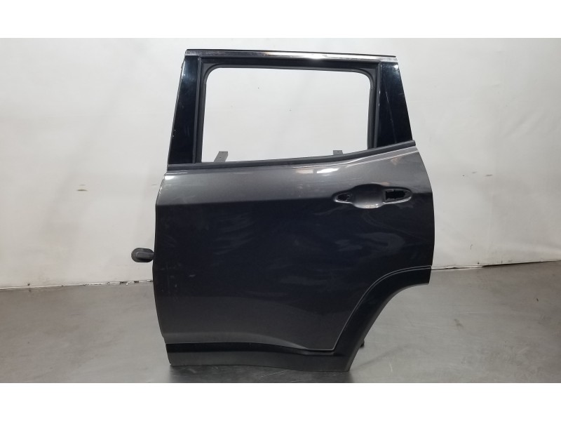 Recambio de puerta trasera izquierda para jeep compass ii longitude 4x4 referencia OEM IAM 68246269AA  