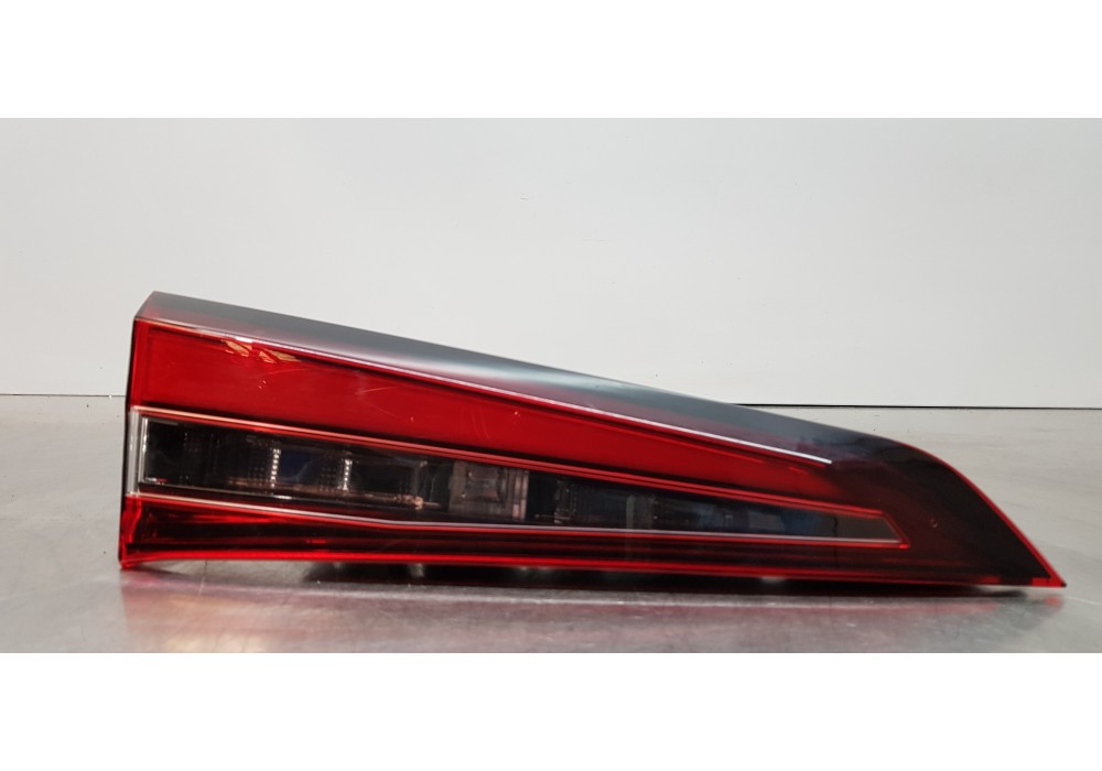 Recambio de piloto trasero izquierdo interior para toyota corolla touring sports (e21) hybrid active referencia OEM IAM 8159102E