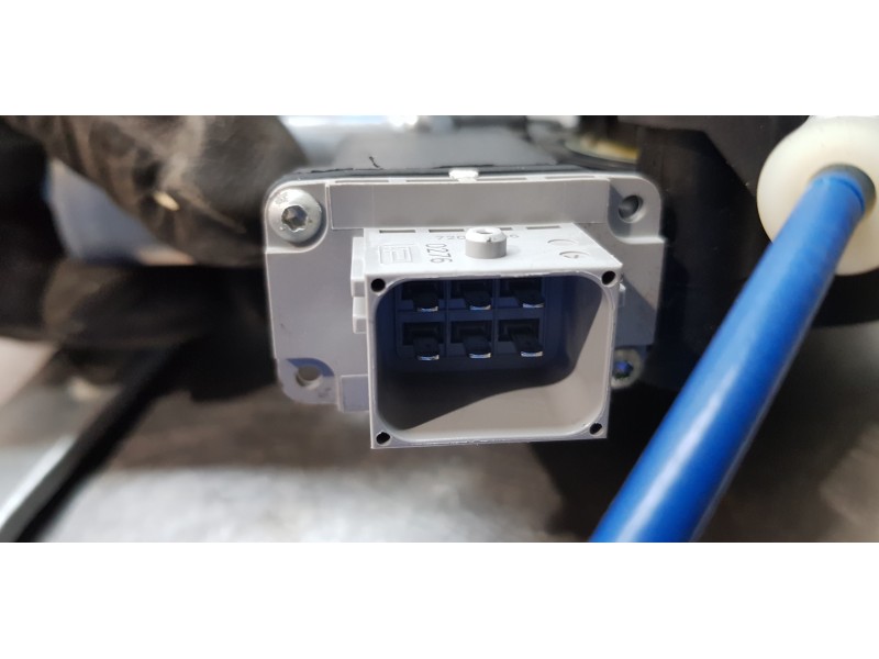 Recambio de elevalunas delantero izquierdo para opel corsa e edition ecoflex referencia OEM IAM 13447038   Recambio de elevalunas delantero izquierdo para opel corsa e edition ecoflex referencia OEM IAM 13447038