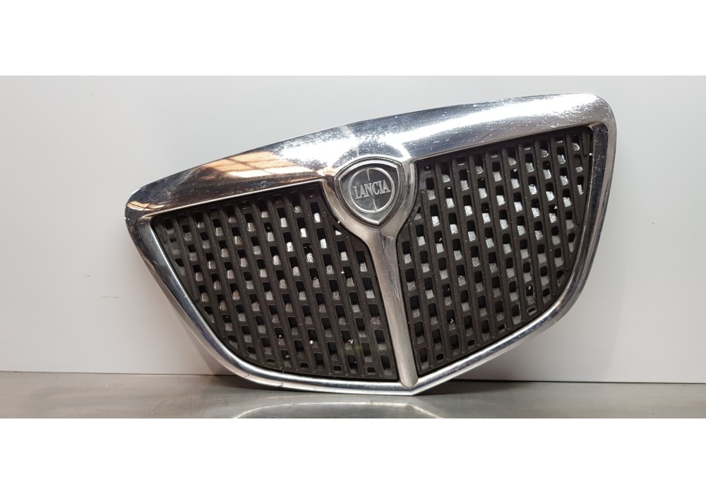 Recambio de rejilla delantera para lancia ypsilon (101) 1.3 multijet 16v oro (66kw) (10.2006) referencia OEM IAM   