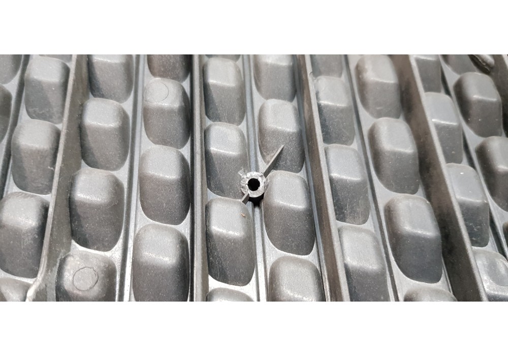 Recambio de rejilla delantera para lancia ypsilon (101) 1.3 multijet 16v oro (66kw) (10.2006) referencia OEM IAM   