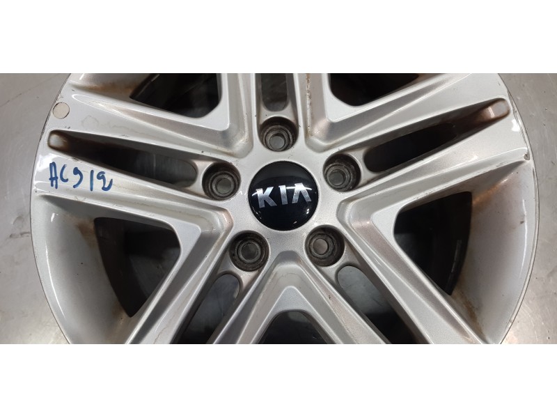 Recambio de llanta para kia ceed sportswagon tech referencia OEM IAM 52910J7200  