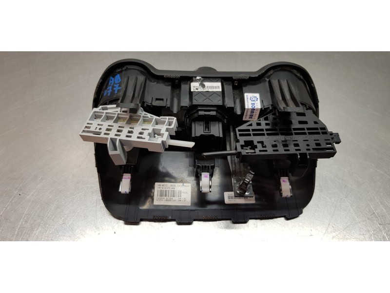 Recambio de mando climatizador para kia rio (yb) business referencia OEM IAM 97250H8020LEF 97250H8020 