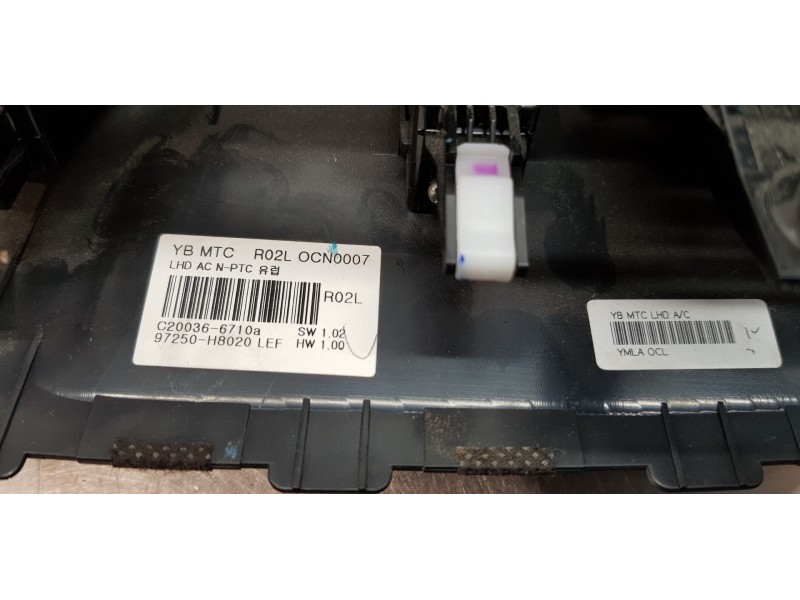 Recambio de mando climatizador para kia rio (yb) business referencia OEM IAM 97250H8020LEF 97250H8020 