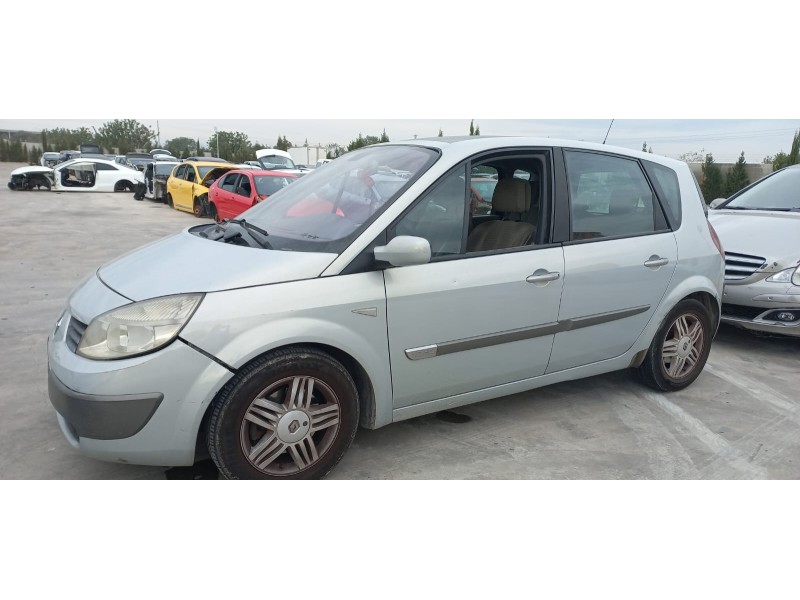renault scenic ii del año 2003