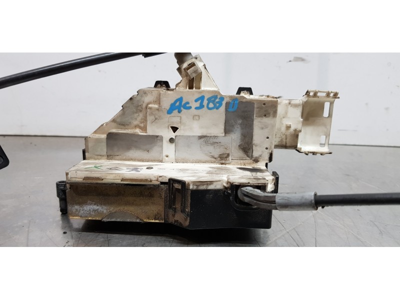 Recambio de cerradura puerta delantera derecha para citroen c4 coupe vts referencia OEM IAM 9647173880  