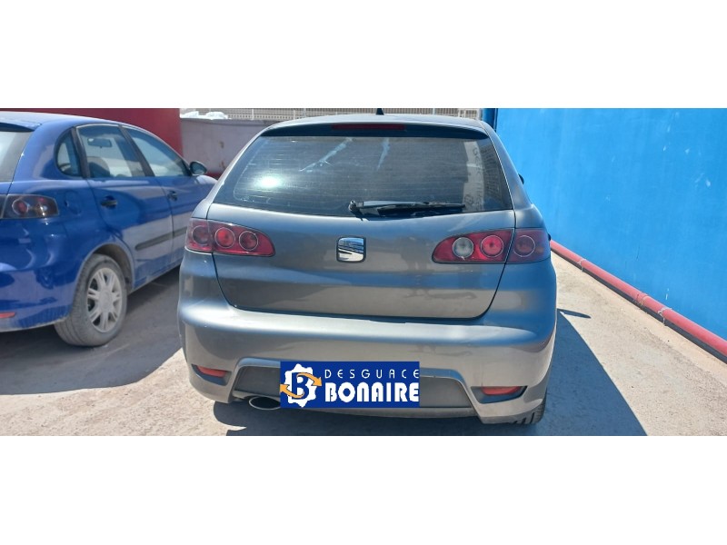 seat ibiza (6l1) del año 2004
