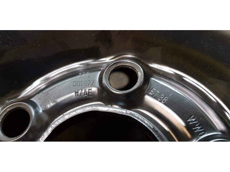 Recambio de neumatico repuesto para seat toledo (kg3) reference referencia OEM IAM 6R0601027R  