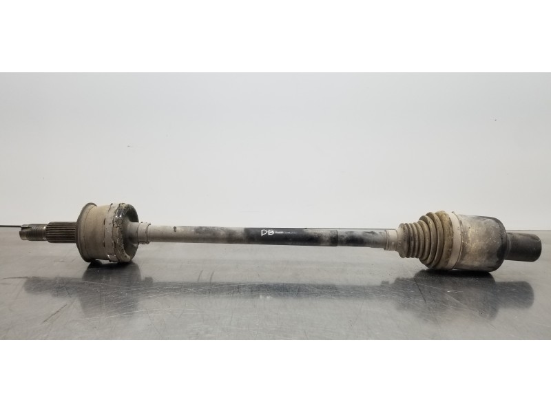 Recambio de transmision trasera derecha para jeep compass ii longitude 4x4 referencia OEM IAM P68287864AB  