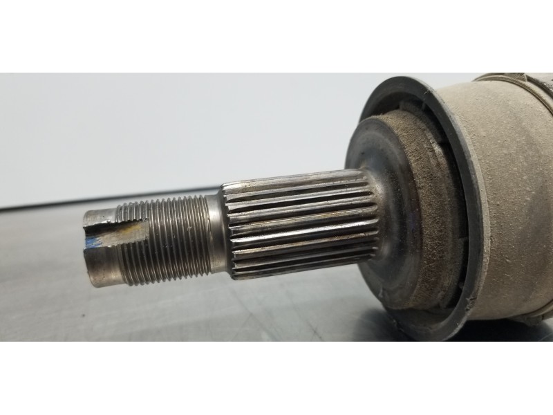 Recambio de transmision trasera derecha para jeep compass ii longitude 4x4 referencia OEM IAM P68287864AB  