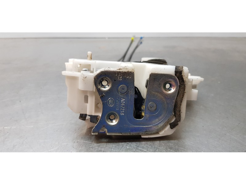 Recambio de cerradura puerta trasera derecha para mitsubishi outlander (gf0) motion 4wd referencia OEM IAM 5745A396  