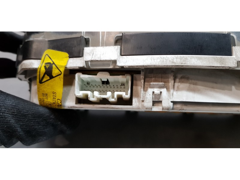 Recambio de cuadro instrumentos para mazda 2 berlina (dy) 1.4 crtd active referencia OEM IAM 3M7110849NC  