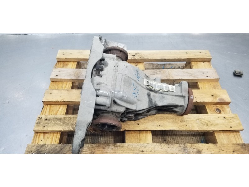 Recambio de diferencial trasero para audi a4 avant (b8) quattro referencia OEM IAM 0BC500044 0AR525083C 