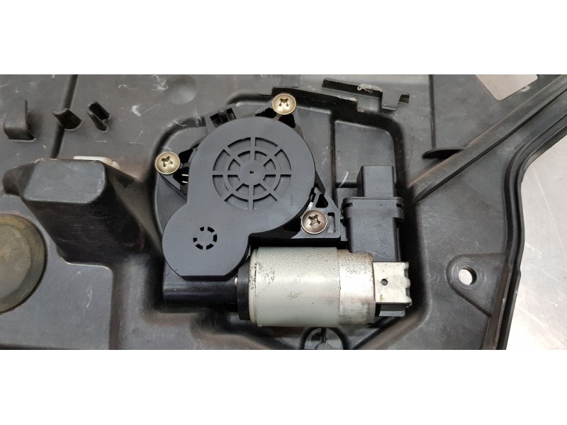 Recambio de elevalunas trasero derecho para mazda 2 berlina (dy) 1.4 crtd active referencia OEM IAM 3M71A045H22A  