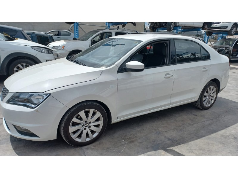 Recambio de puerta trasera izquierda para seat toledo (kg3) reference referencia OEM IAM 5JA833051C  