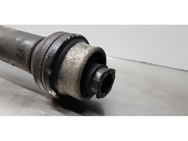 Recambio de transmision central para audi a4 avant (b8) quattro referencia OEM IAM 8K0521101G  