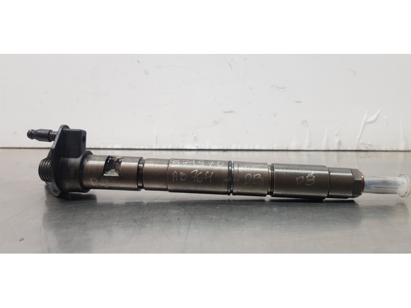 Recambio de inyector para volkswagen touareg (7l6) v6 tdi referencia OEM IAM 059130277AH  