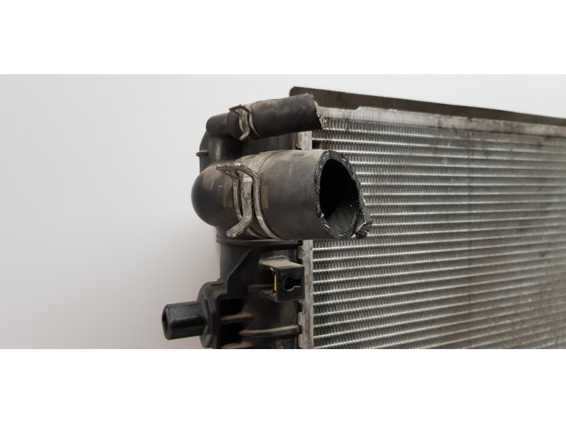 Recambio de radiador agua para kia ceed sportswagon tech referencia OEM IAM 25310M6300  