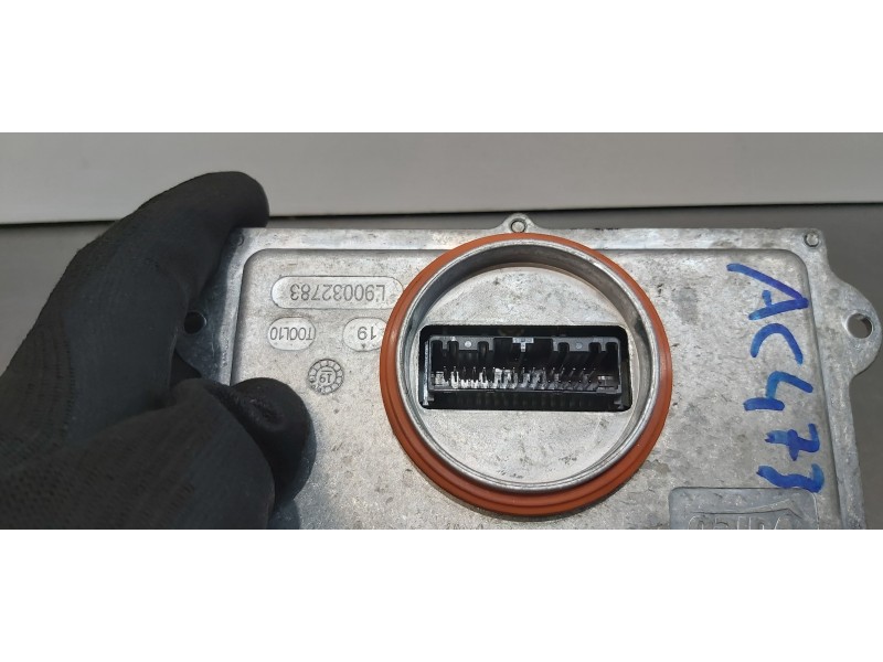 Recambio de centralita faros xenon para peugeot 3008 style referencia OEM IAM 1616879380  