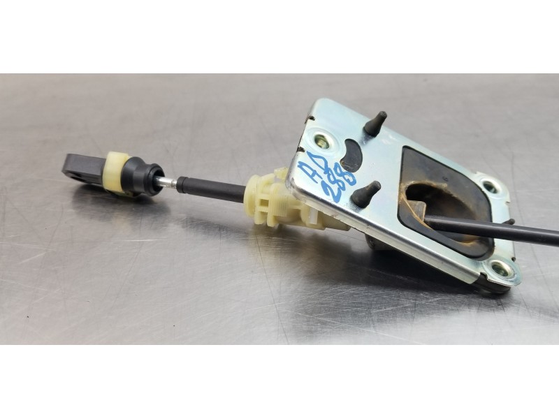 Recambio de varillaje cambio para jeep compass ii longitude 4x4 referencia OEM IAM 68260500AB 00534364030 P68260500AB