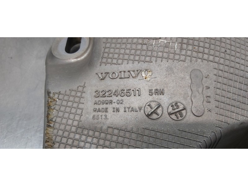 Recambio de brazo suspension inferior trasero derecho para volvo xc60 inscription awd referencia OEM IAM 32246511  