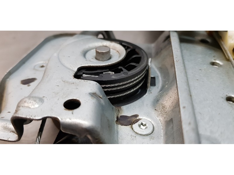 Recambio de elevalunas trasero derecho para citroen c3 picasso exclusive referencia OEM IAM 9681271880  